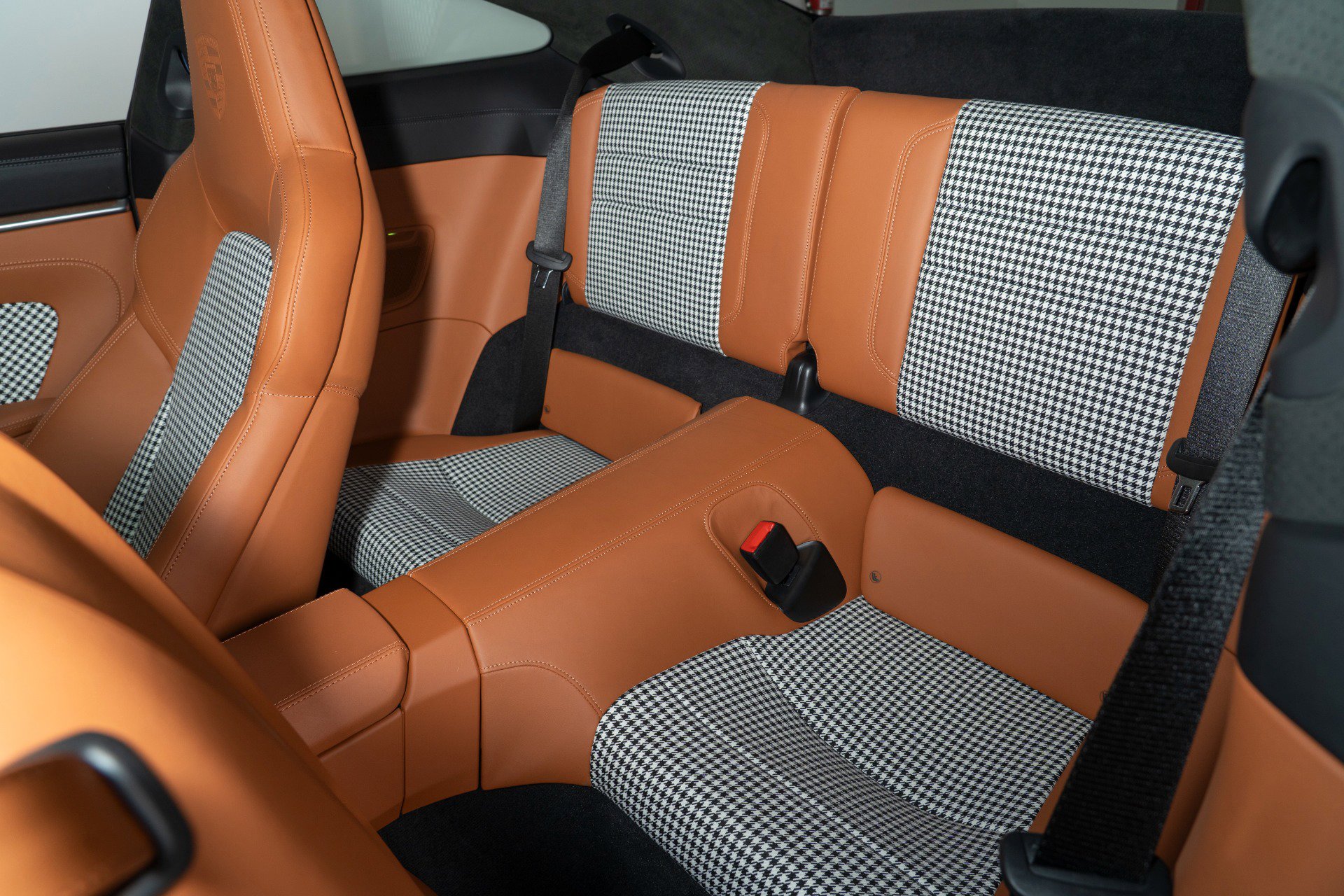 Used 2023 Porsche 911 Sport Classic image 41