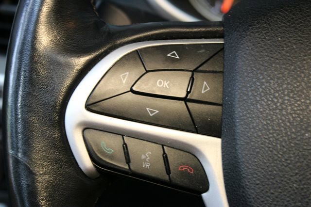 Used 2016 Jeep Cherokee Trailhawk w/ Leather Interior Group AWD/4WD image 21