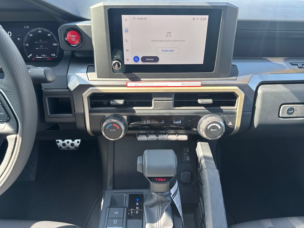 Used 2025 Toyota Tacoma TRD Sport AWD/4WD image 22