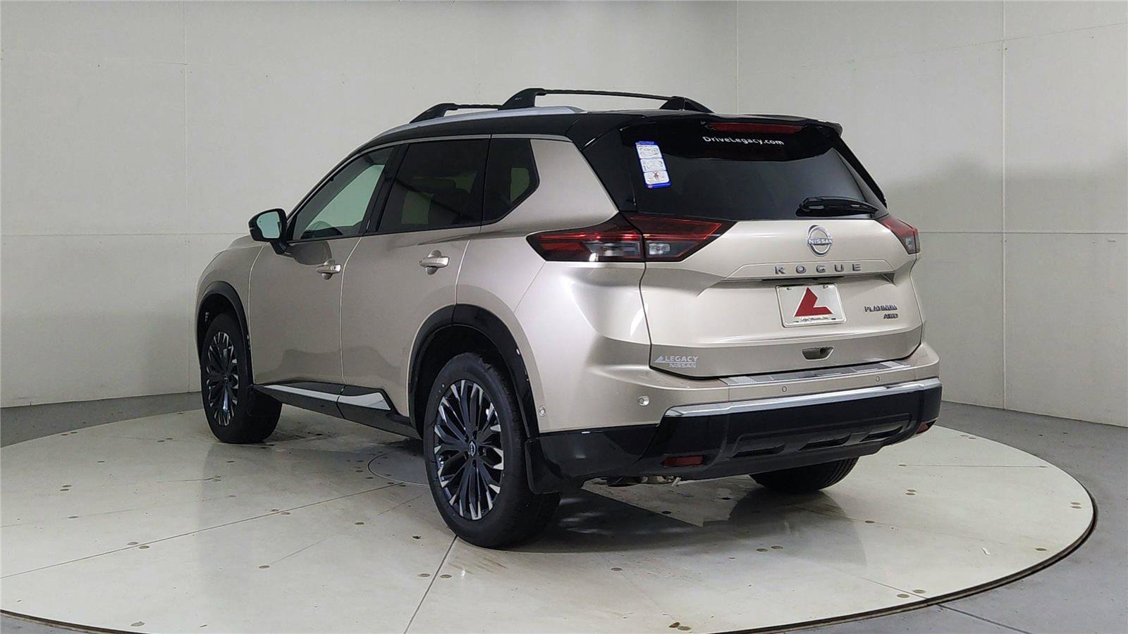 New 2026 Nissan Rogue Platinum w/ Platinum Premium Package image 5