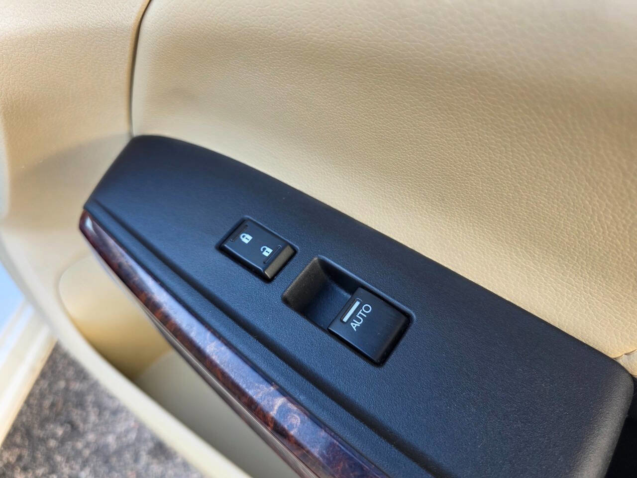 Used 2011 Honda Crosstour EX-L image 31