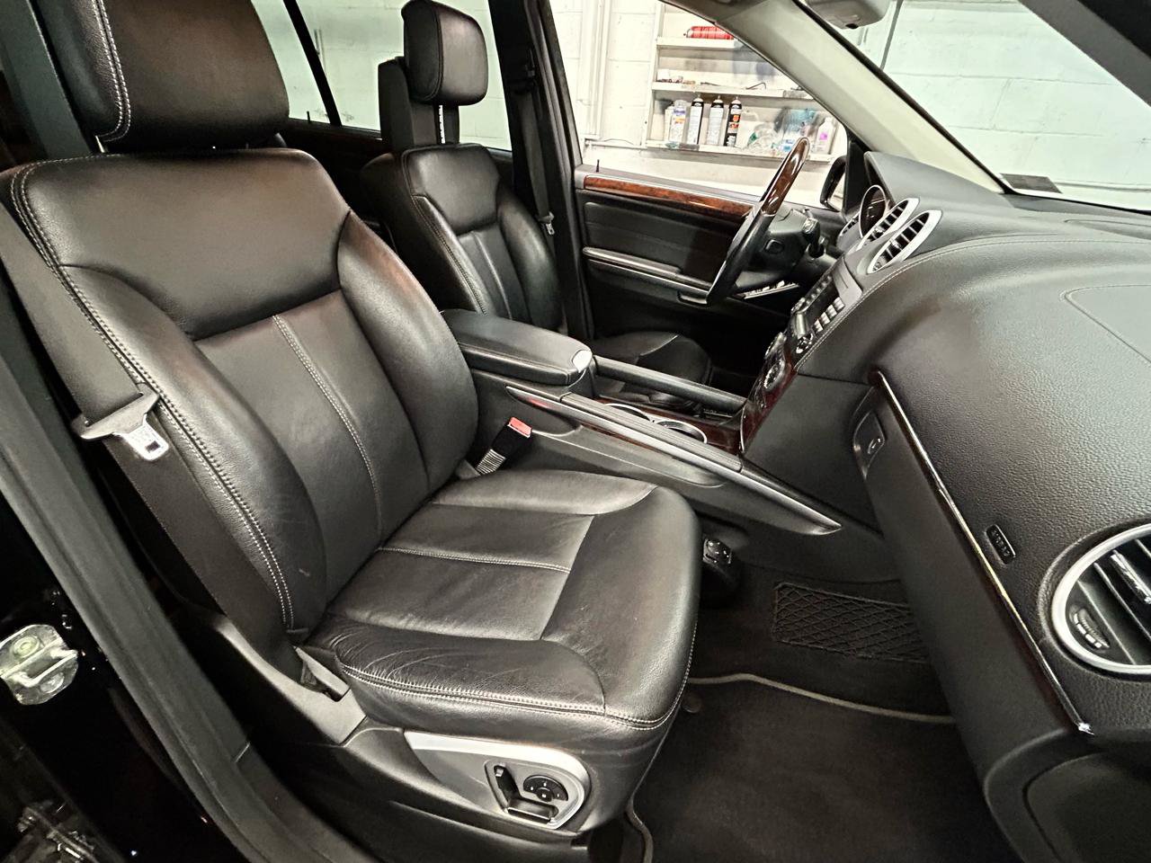Used 2008 Mercedes-Benz GL 550 4MATIC image 18