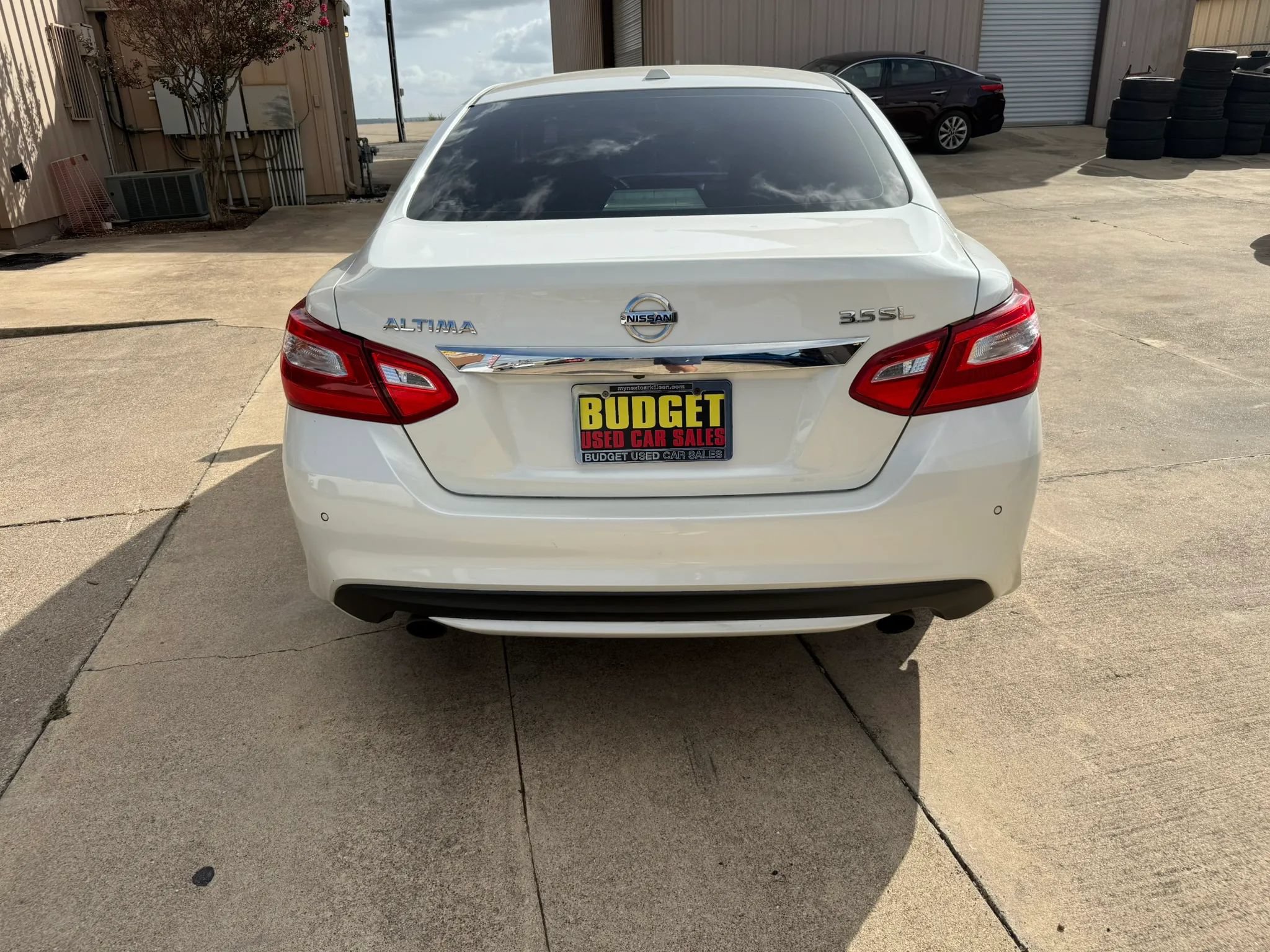 Used 2017 Nissan Altima 3.5 SL FWD image 6
