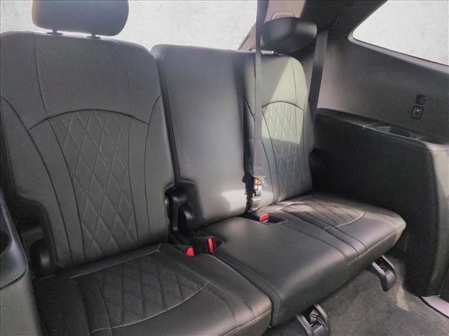 Used 2023 Buick Enclave Avenir w/ Avenir Technology Package image 21