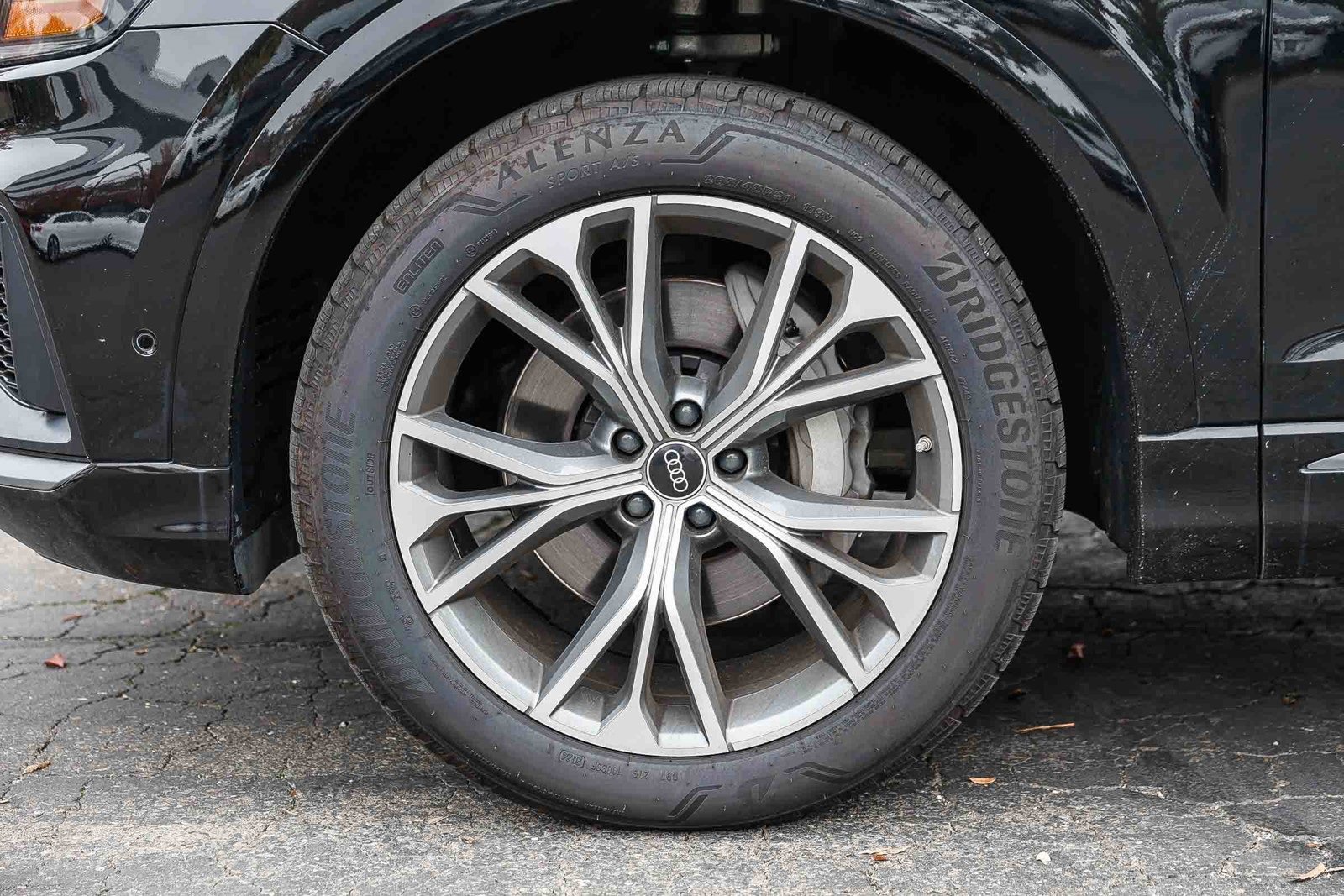 Used 2023 Audi Q8 Premium Plus w/ Premium Plus Package image 9