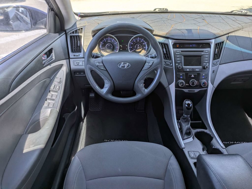 Used 2014 Hyundai Sonata GLS w/ Popular Equipment Group 2 FWD image 17