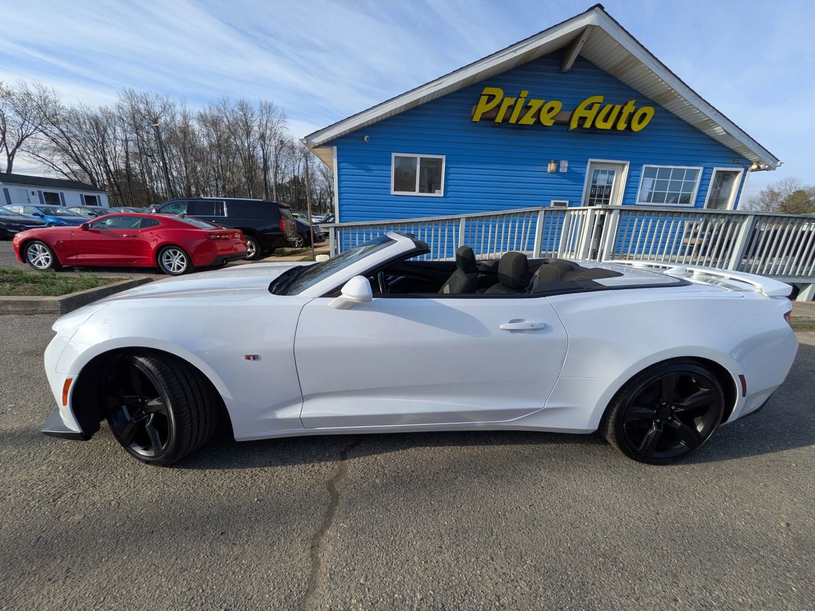 Used 2017 Chevrolet Camaro LT image 2