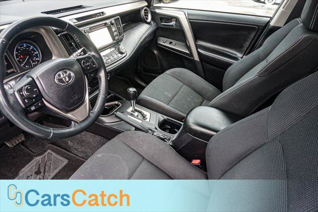 Used 2018 Toyota RAV4 XLE FWD image 17