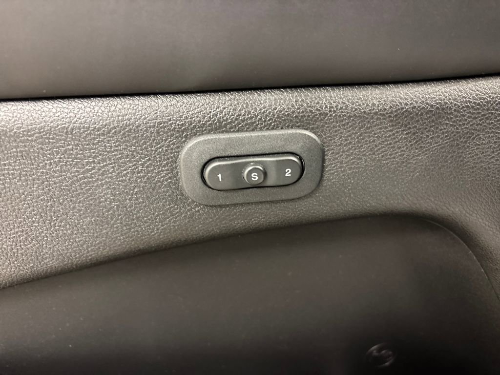 Used 2020 Dodge Durango R/T image 35