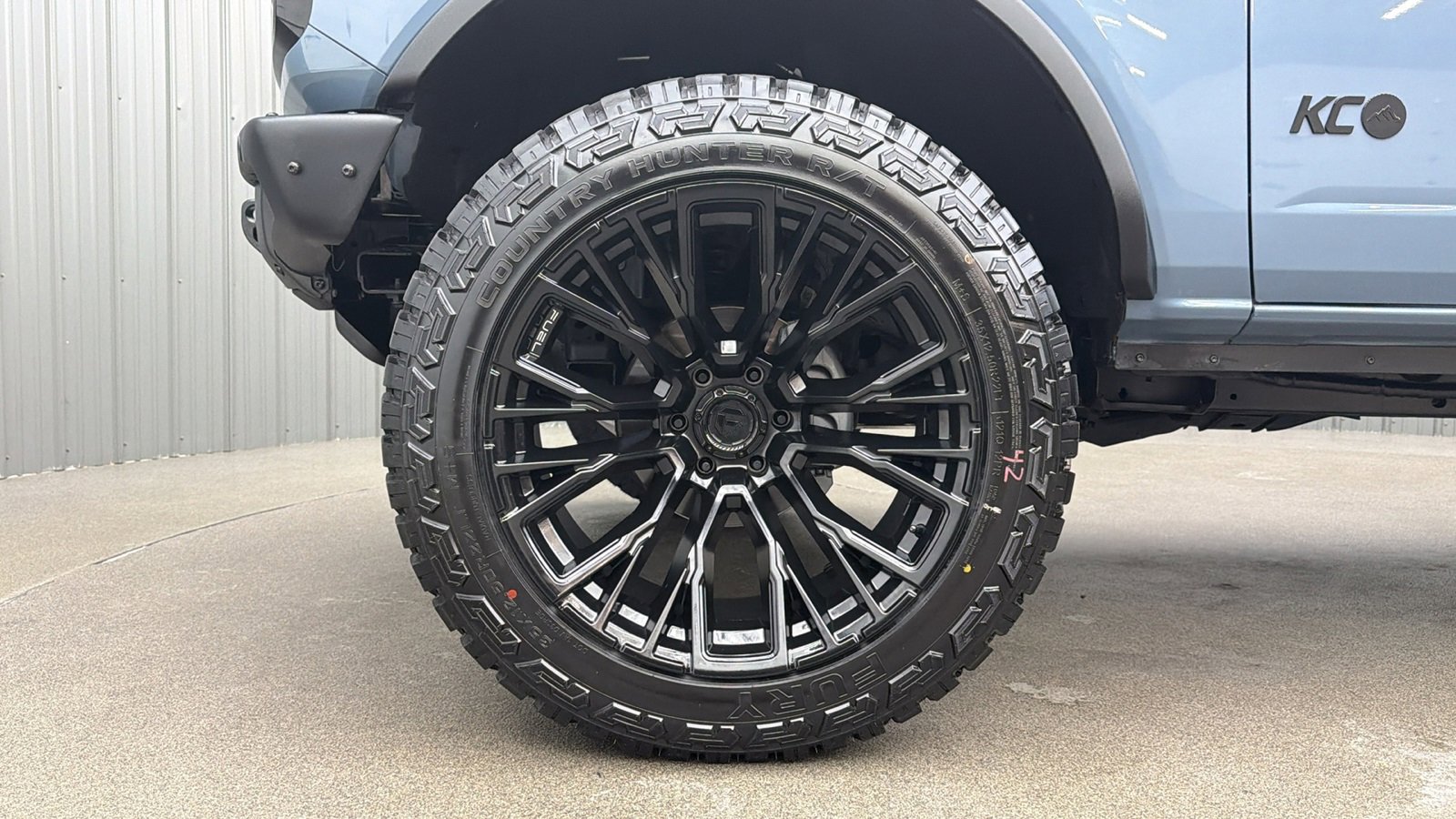 Used 2024 Ford Bronco Wildtrak image 9