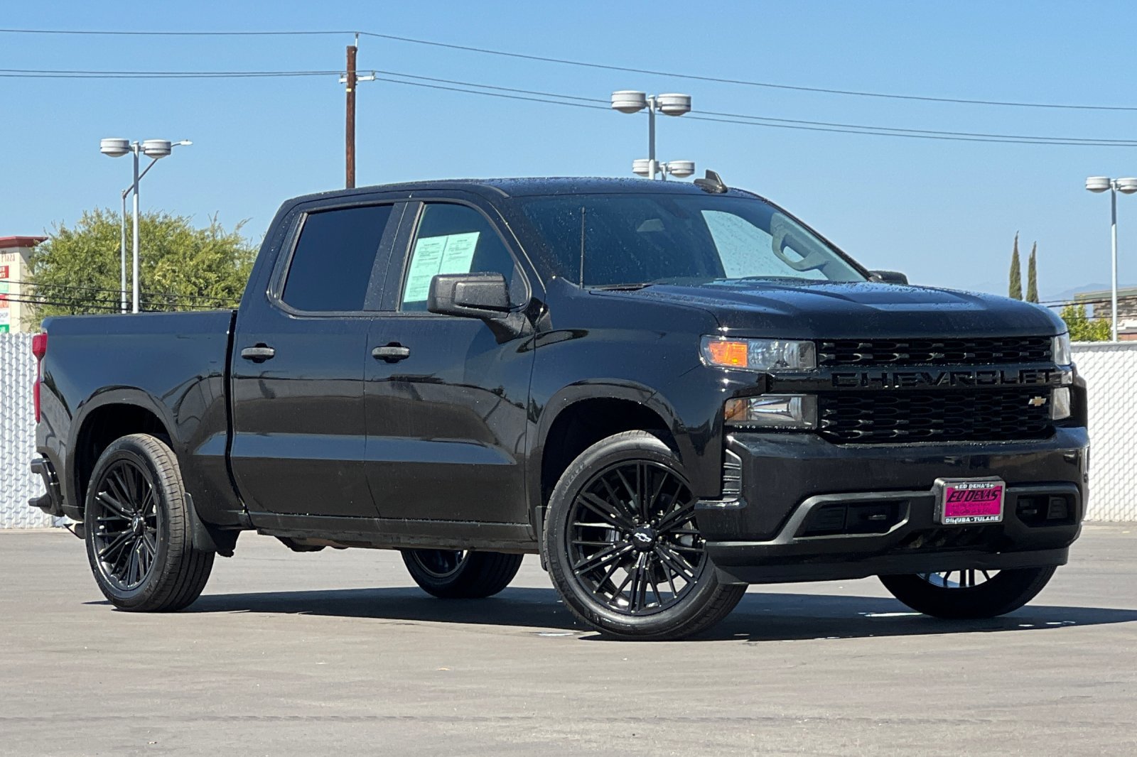 Used 2022 Chevrolet Silverado 1500 Custom RWD image 2