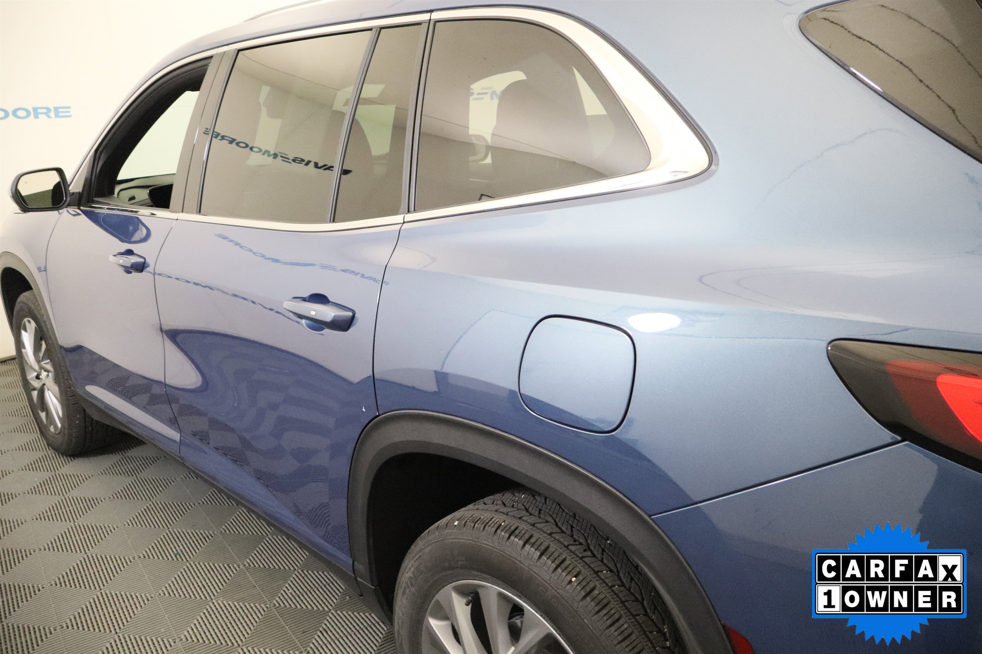 Used 2025 Buick Enclave Preferred FWD image 9