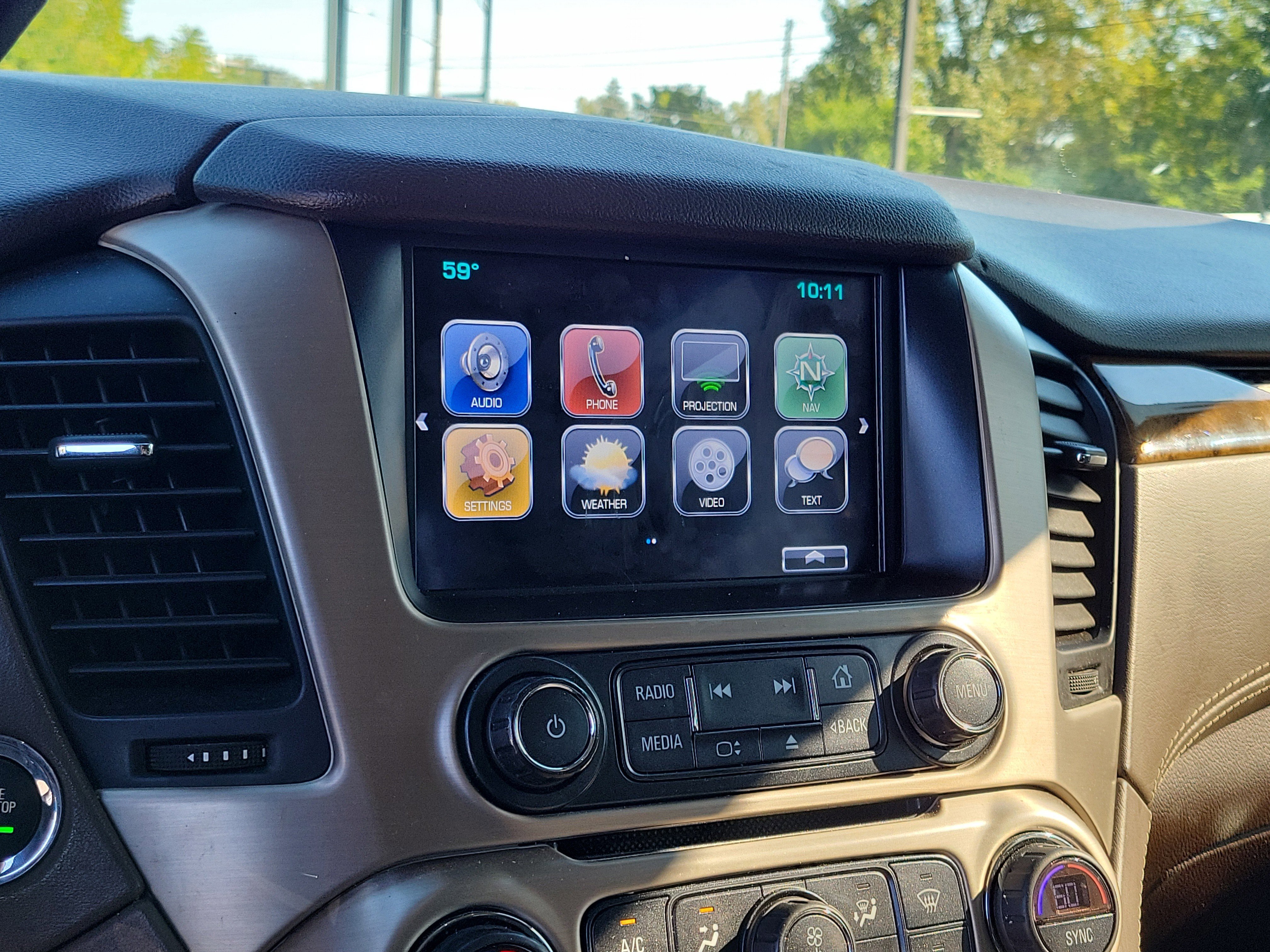 Used 2017 GMC Yukon XL Denali w/ Open Road Package image 26