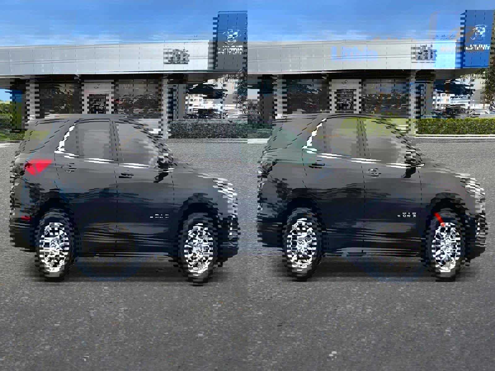 Used 2024 Chevrolet Equinox LT image 8