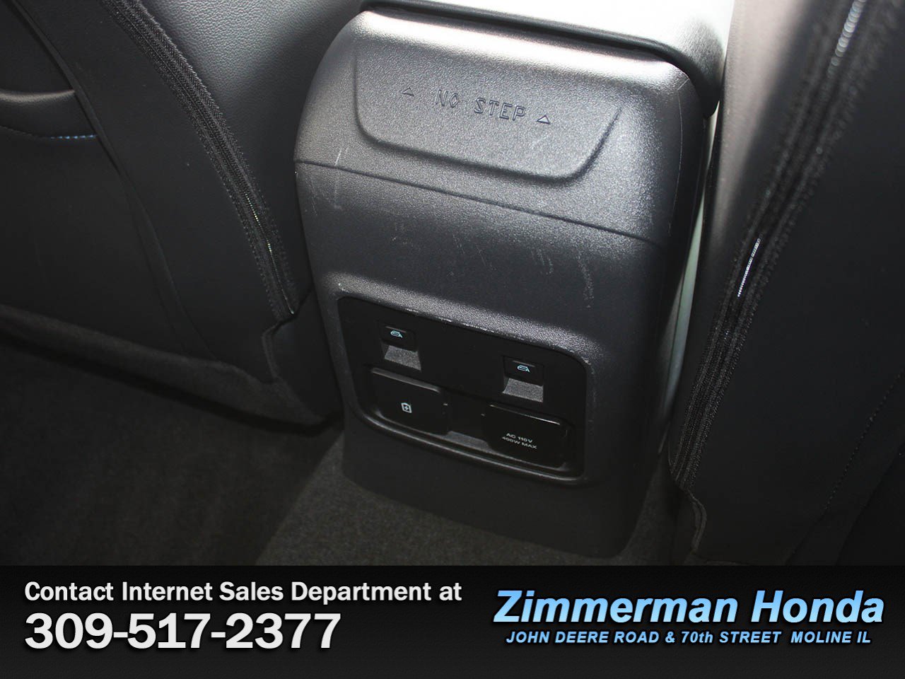 Used 2023 Ford Bronco Wildtrak AWD/4WD image 9