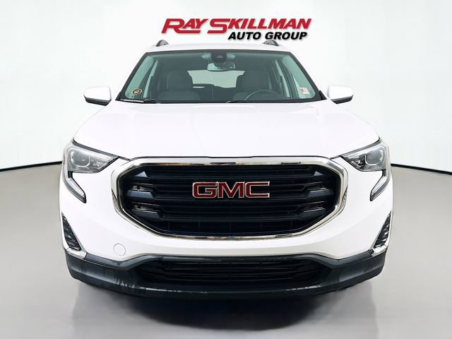 Used 2020 GMC Terrain SLE w/ Driver Convenience Package FWD image 2