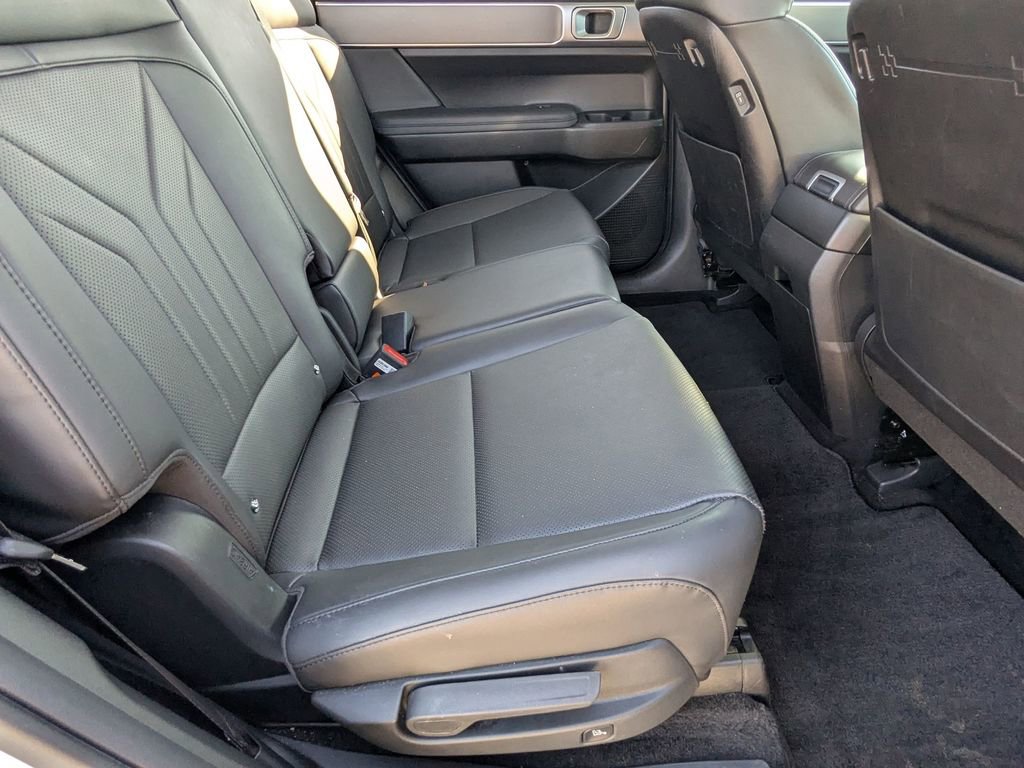 Certified 2025 Hyundai Santa Fe XRT image 19