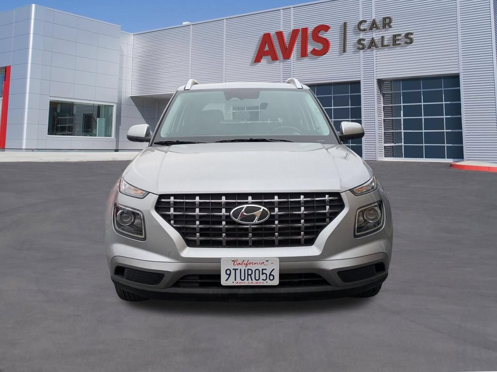 Used 2025 Hyundai Venue SEL FWD image 10