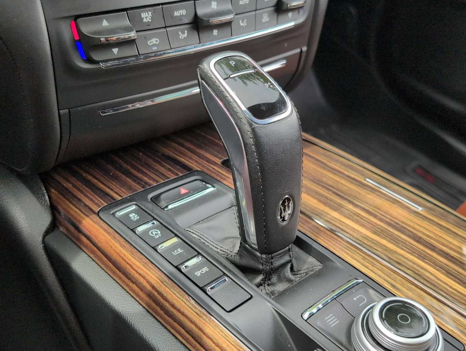 Used 2019 Maserati Ghibli S Q4 AWD/4WD image 29