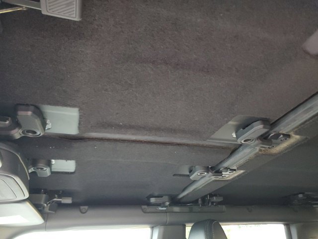 Used 2022 Ford Bronco Wildtrak AWD/4WD image 15