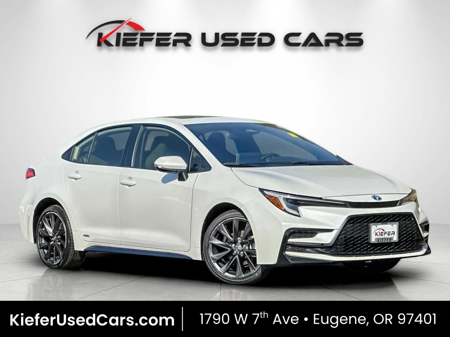 Used 2025 Toyota Corolla SE w/ SE Premium Package
