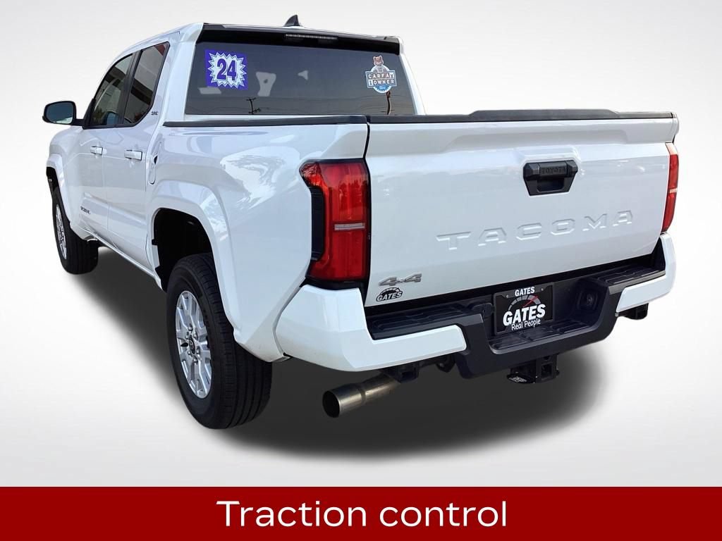 Used 2024 Toyota Tacoma SR5 AWD/4WD image 7