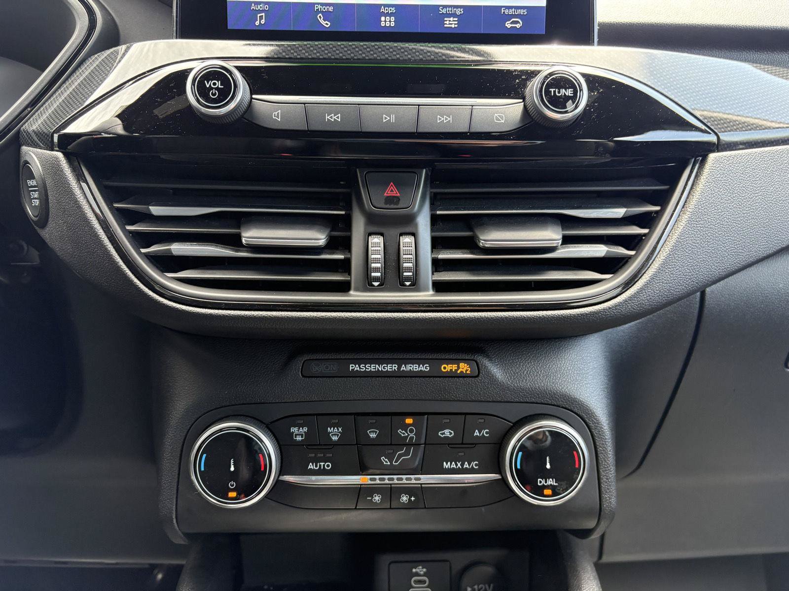 Used 2025 Ford Escape ST-Line AWD/4WD image 15