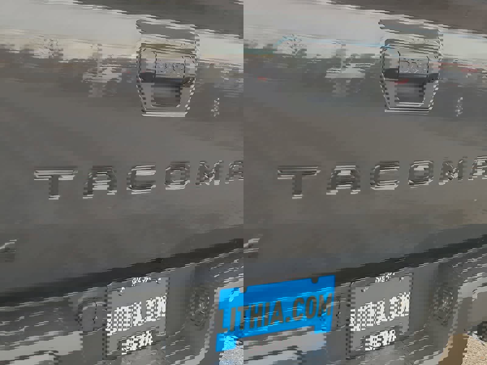 Used 2024 Toyota Tacoma TRD Sport image 15