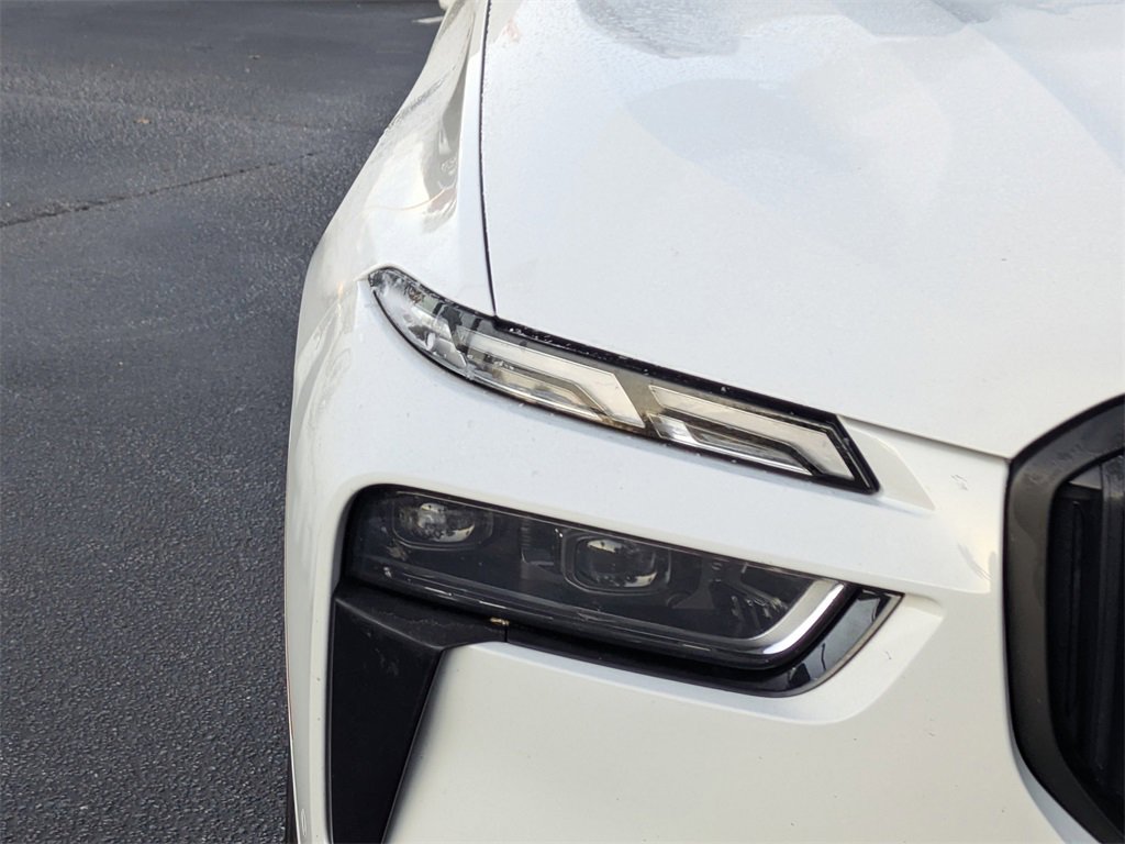 Used 2023 BMW X7 xDrive40i w/ Executive Package image 10