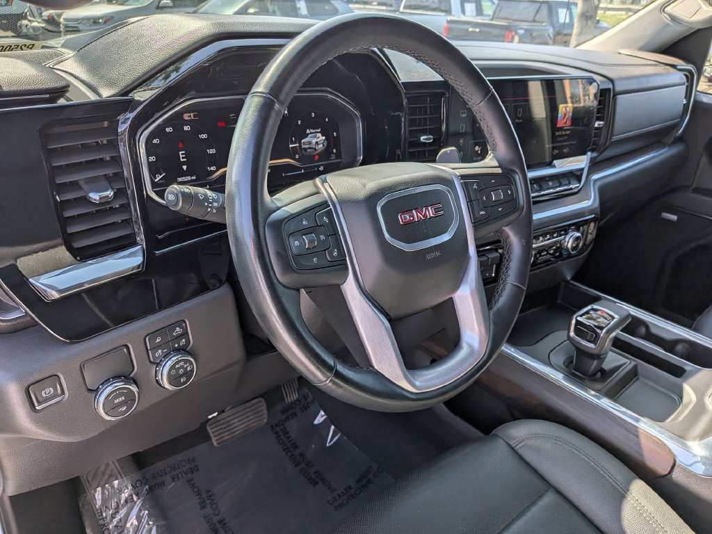 Used 2024 GMC Sierra 1500 SLT w/ SLT Premium Plus Package RWD image 14