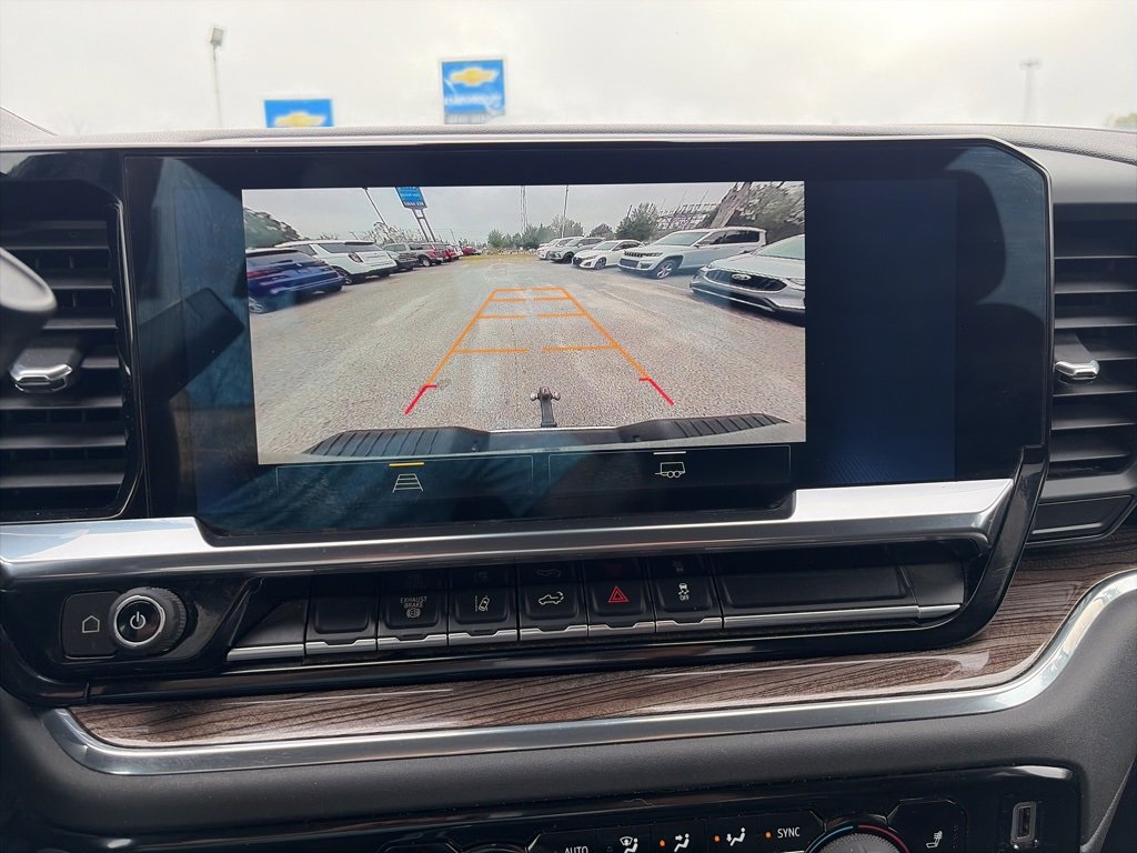 Used 2024 Chevrolet Silverado 3500 LT w/ Convenience Package image 23