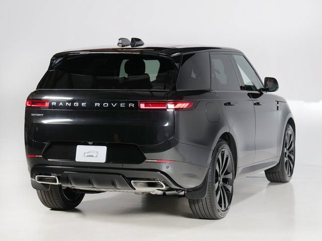 New 2027 Land Rover Range Rover Sport Dynamic SE AWD/4WD image 2