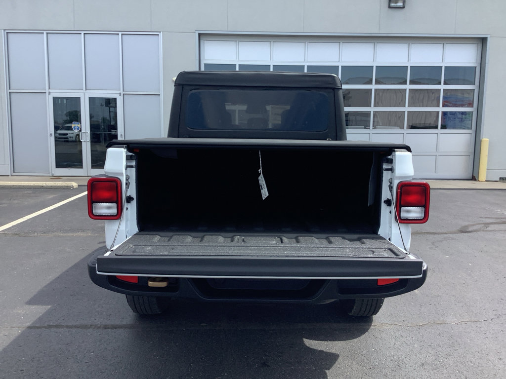New 2026 Jeep Gladiator Sport AWD/4WD image 8