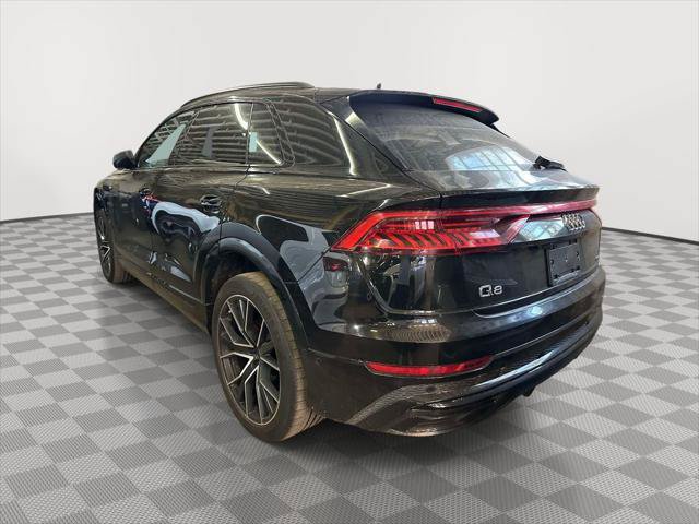 Used 2022 Audi Q8 Premium Plus w/ Premium Plus Package AWD/4WD image 3