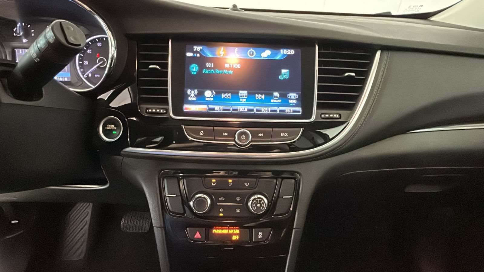 Used 2019 Buick Encore Preferred AWD/4WD image 27
