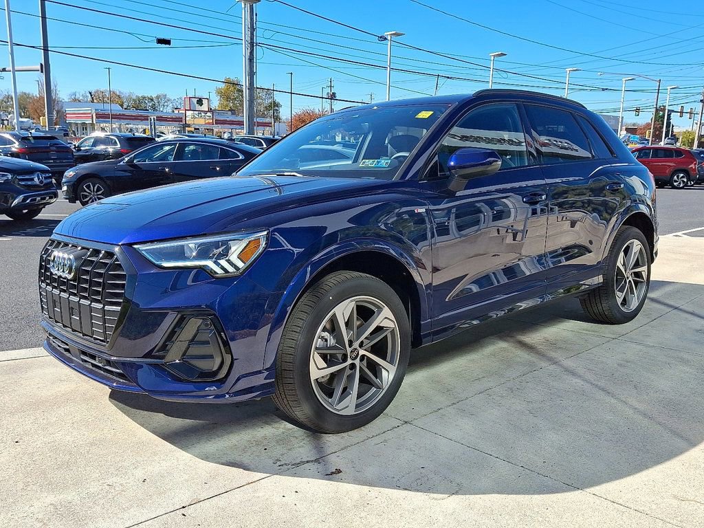 New 2025 Audi Q3 2.0T Premium image 3