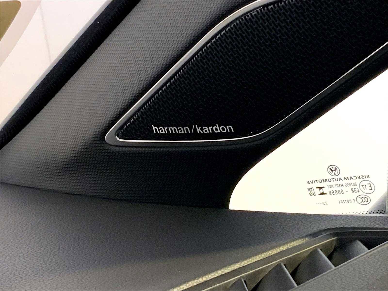Used 2023 Volkswagen Golf R AWD/4WD image 38