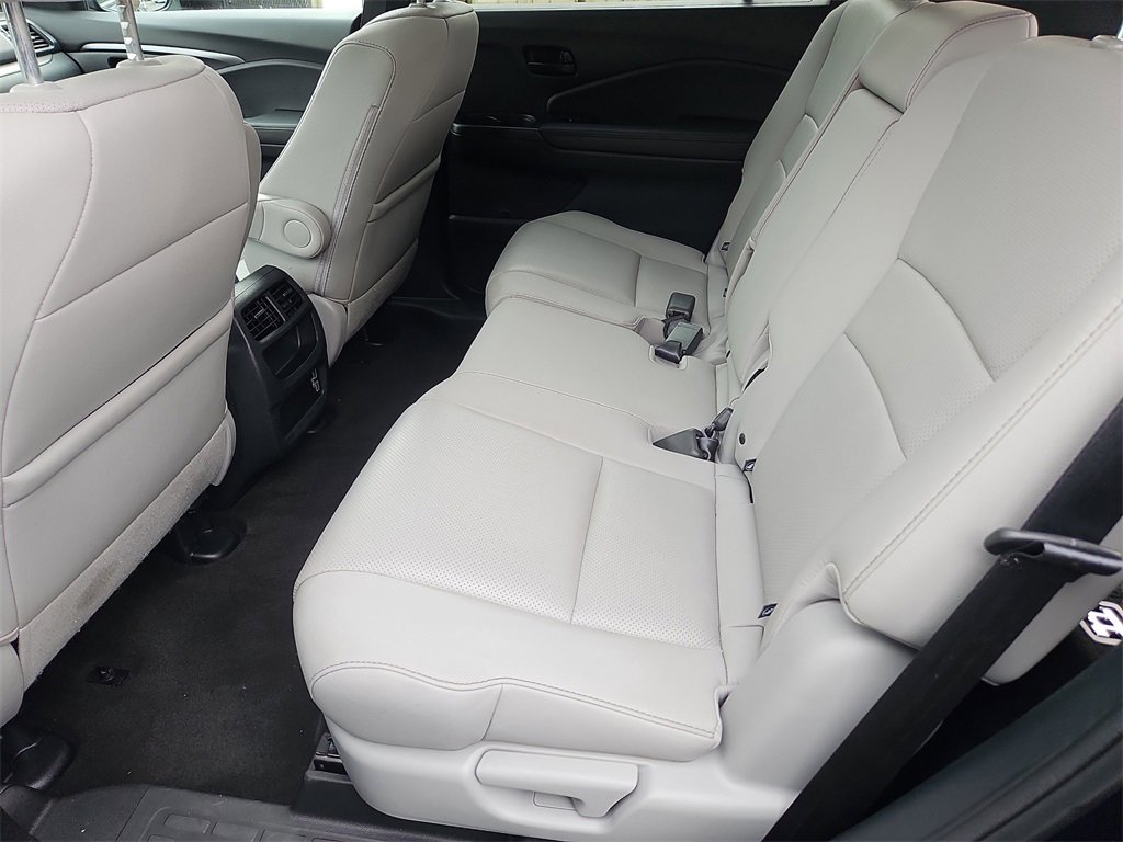 Certified 2023 Honda Passport EX-L image 32