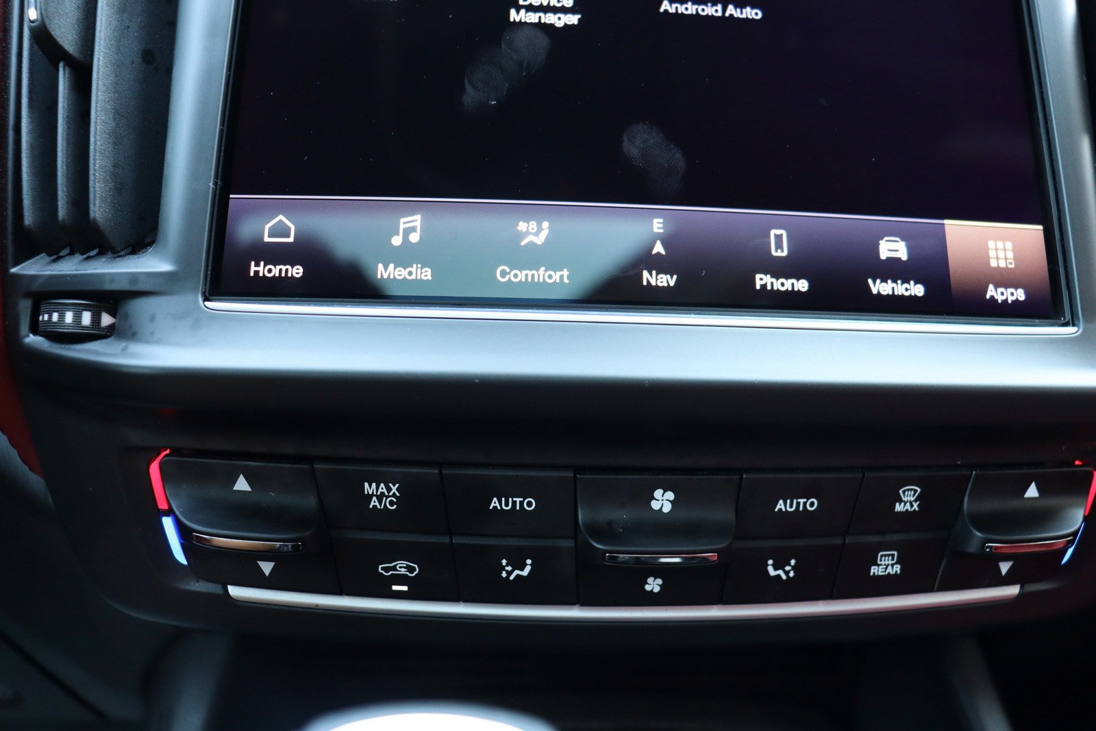 Used 2023 Maserati Levante GT AWD/4WD image 36