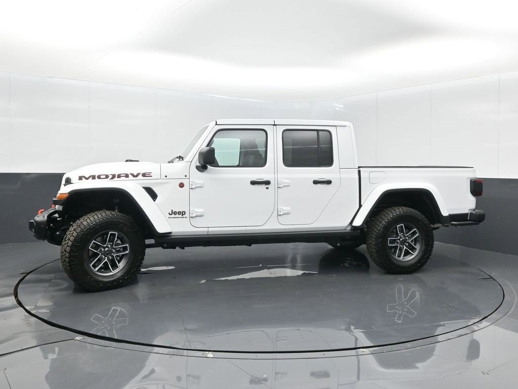 New 2026 Jeep Gladiator Mojave image 4