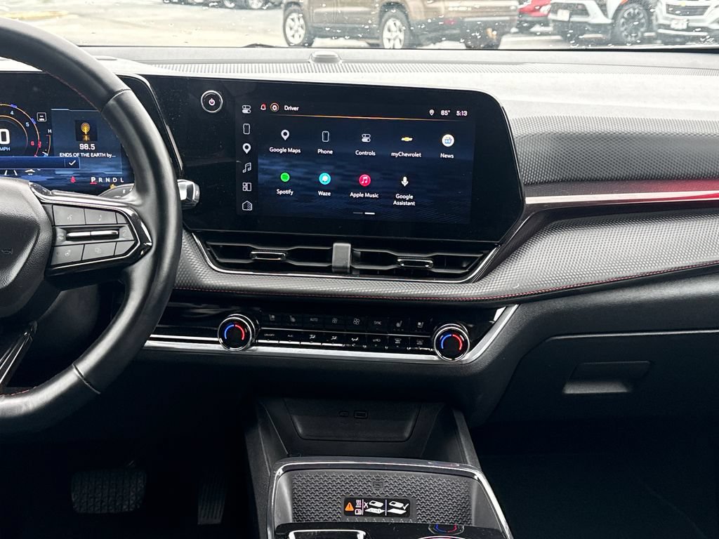 Certified 2025 Chevrolet Equinox RS w/ Safety and Technology Package AWD/4WD image 17