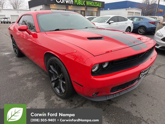 Used 2017 Dodge Challenger SXT w/ Blacktop Package image 3