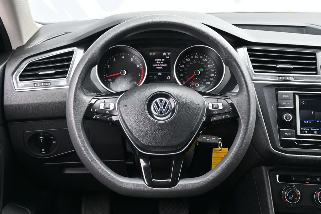 Used 2021 Volkswagen Tiguan S FWD image 9