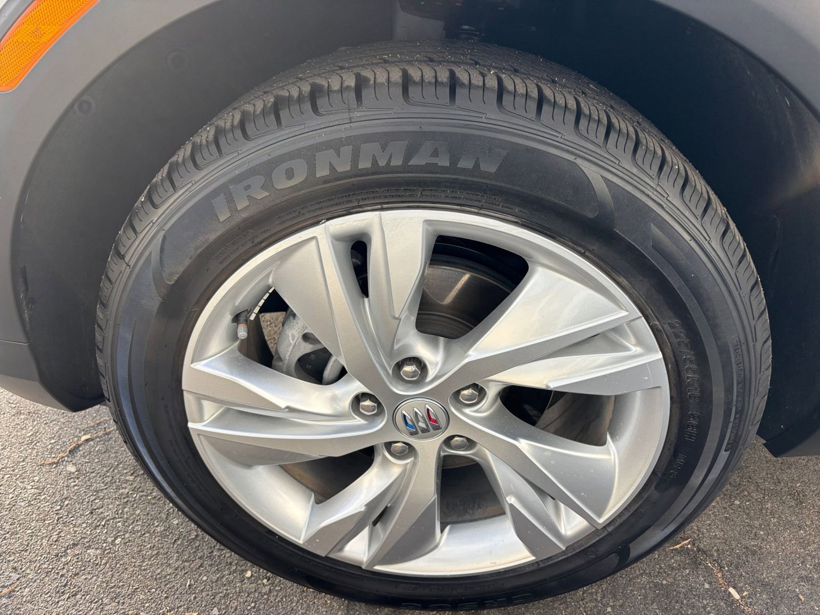 Used 2025 Buick Encore GX Preferred image 30