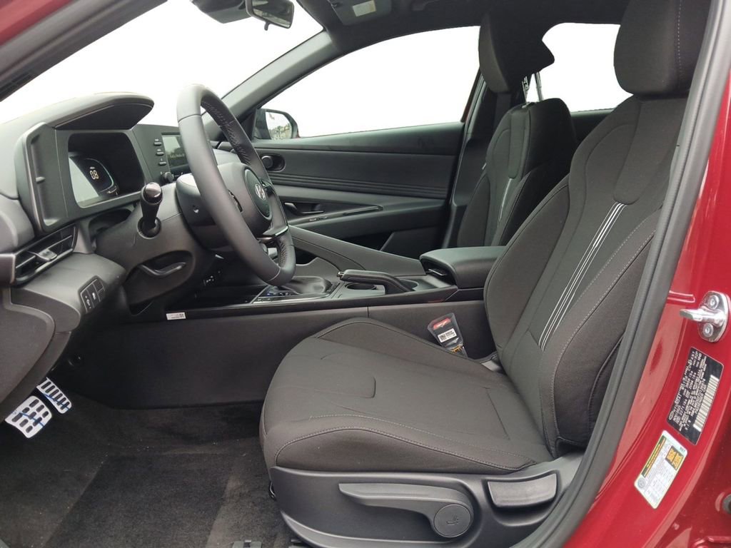 New 2026 Hyundai Elantra Sport FWD image 9