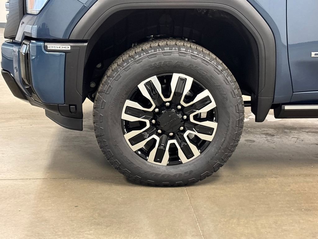 New 2026 GMC Sierra 2500 Denali Ultimate w/ Max Trailering Package image 12