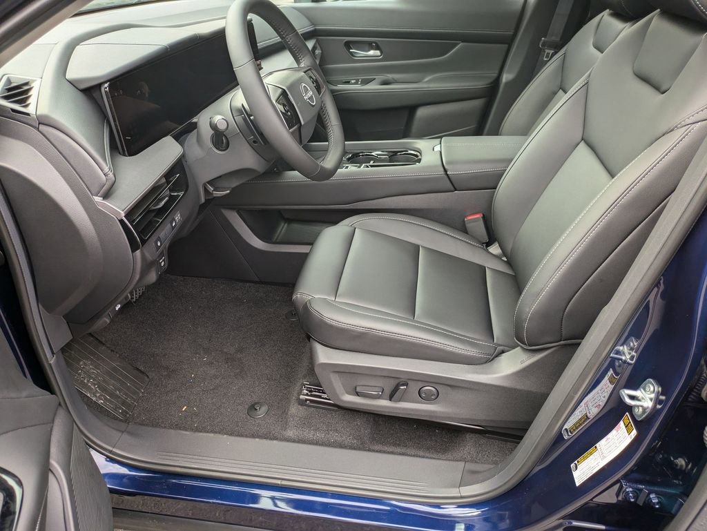 New 2025 Nissan Murano SV image 17