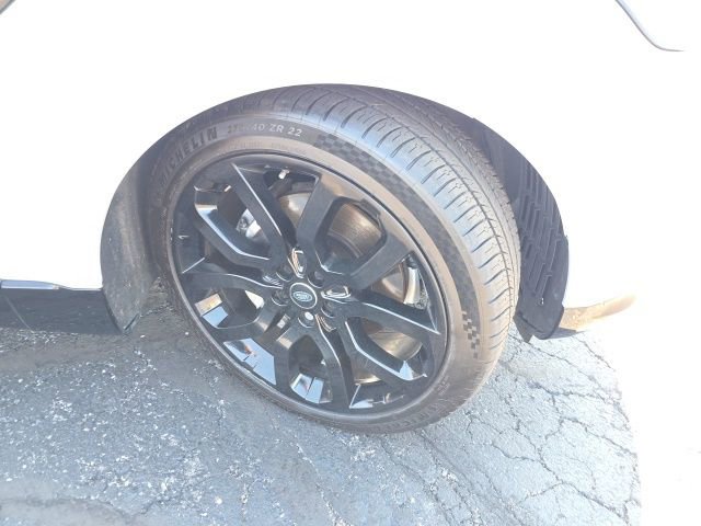 Used 2020 Land Rover Range Rover Sport HSE image 56