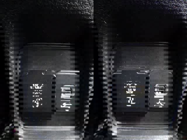 Used 2017 Jeep Compass Latitude w/ Popular Equipment Group image 12