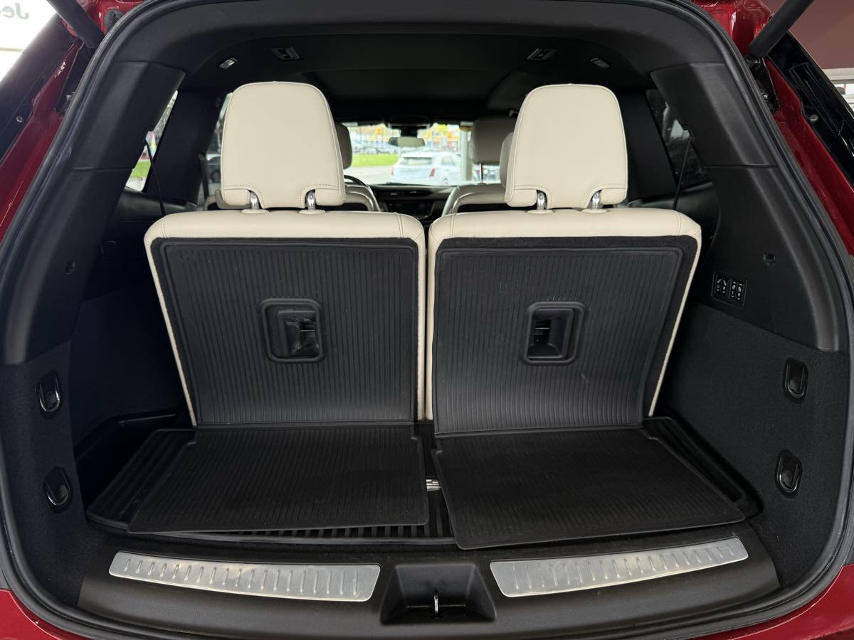 Used 2020 Cadillac XT6 Sport AWD/4WD image 19